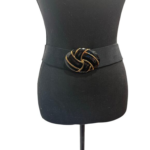 Vintage Day-Lor Belt | 1980s Stretch Cinch Belt with Swirled Black & Gold Buckle - Picture 3 of 16